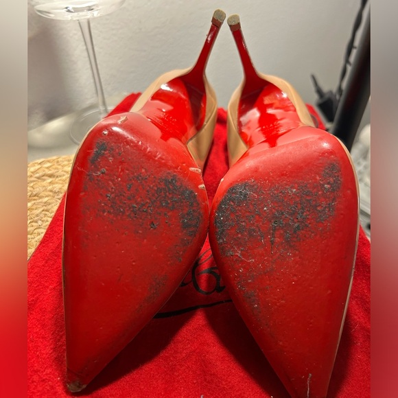 Nude Christian Louboutin size 37.5 US 7 - Picture 4 of 6